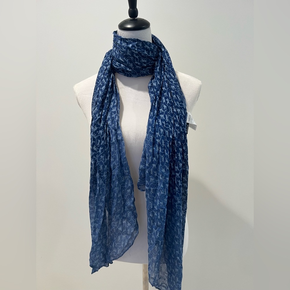 Kipling scarf